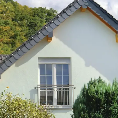 1 Bedroom Cozy In Appartement *